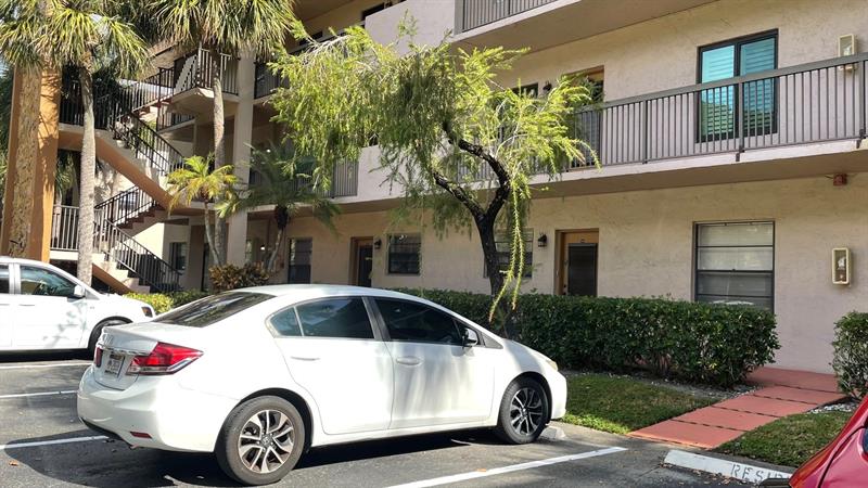 6080 N Sabal Palm Blvd #103 - 6080 N Sabal Palm Blvd #103, Tamarac, FL 33319 Luxury Property | Jose Angel Pina