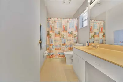 6135  Bay Isles Dr, Boynton Beach, FL 33437 - Photo 7