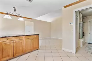 4245 NW 114th Ave, Sunrise, FL 33323 - Photo 9