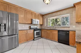 4245 NW 114th Ave, Sunrise, FL 33323 - Photo 7