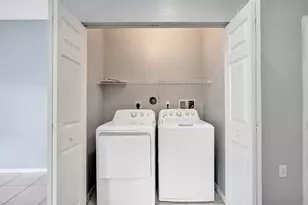 3021 NW 30th Ave, Oakland Park, FL 33311 - Photo 19