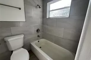 700 SE 13th St, Fort Lauderdale, FL 33316 - Photo 7