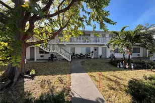 700 SE 13th St, Fort Lauderdale, FL 33316 - Photo 9