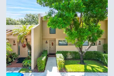 1424 NW 97th Terrace #280, Hollywood, FL 33024 - Photo 1