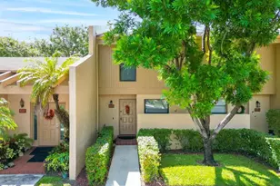 1424 NW 97th Terrace, Hollywood, FL 33024 - Photo 1