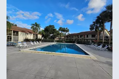 5583  Courtyard Dr, Unit #5583, Margate, FL 33063 - Photo 3