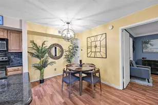 875 Riverside Dr, Coral Springs, FL 33071 - Photo 7