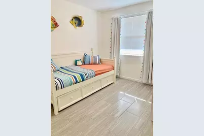16531 NE 35th Ave, North Miami Beach, FL 33160 - Photo 13