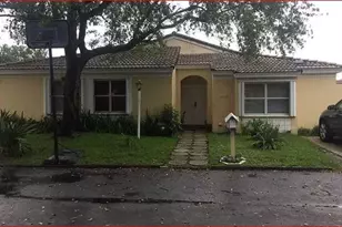 10975 SW 72nd Terrace, Miami, FL 33173 - Photo 1
