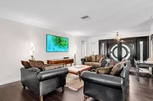 2116 NE 62nd St, Fort Lauderdale, FL 33308 - Photo 11