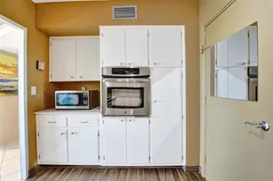 3233 NE 34th St, Fort Lauderdale, FL 33308 - Photo 15