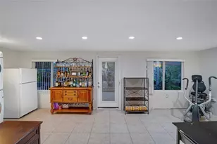 954 NE 26th Ave, Pompano Beach, FL 33062 - Photo 31