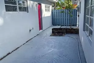 3361 NE 16th Ave, Oakland Park, FL 33334 - Photo 11