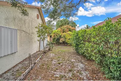 155  Colly Way, North Lauderdale, FL 33068 - Photo 27