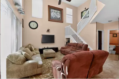 15158 SW 49th St, Davie, FL 33331 - Photo 5