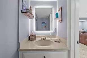 2201 N Surf Rd, Hollywood, FL 33019 - Photo 51