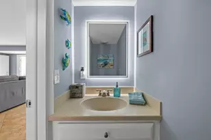 2203 N Surf Rd, Hollywood, FL 33019 - Photo 47