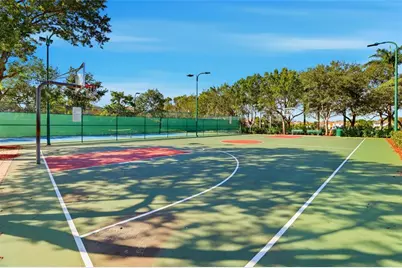 655 Gazetta Way, West Palm Beach, FL 33413 - Photo 41