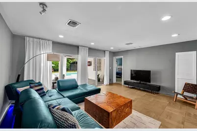 1224 NE 12th Ave, Fort Lauderdale, FL 33304 - Photo 17