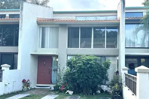 750 E Coco Plum Cir, Plantation, FL 33324 - Photo 1