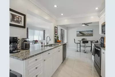 4706 NW 47th Ter, Tamarac, FL 33319 - Photo 21