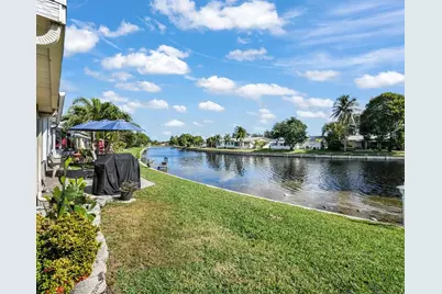 4706 NW 47th Ter, Tamarac, FL 33319 - Photo 13