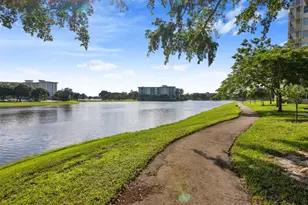 3095 N Course Unit, Pompano Beach, FL 33069 - Photo 9