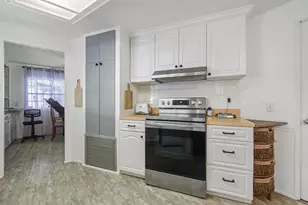 2130 SW 51st Ct, Fort Lauderdale, FL 33312 - Photo 13