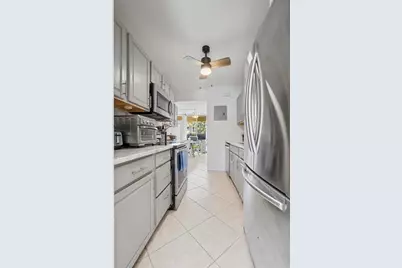 2755 NE 28th Ave, Unit #A4, Lighthouse Point, FL 33064 - Photo 7