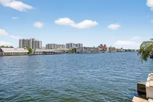 2900 NE 30th St, Fort Lauderdale, FL 33306 - Photo 29