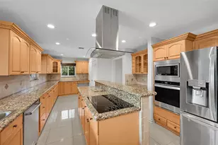 22299 Solitude Dr, Boca Raton, FL 33428 - Photo 9