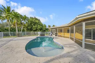 22299 Solitude Dr, Boca Raton, FL 33428 - Photo 27
