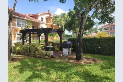 8741  Wiles Rd, Unit #305, Coral Springs, FL 33067 - Photo 17