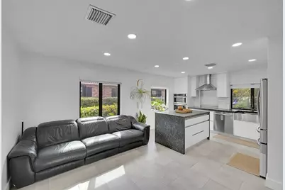 2161 NW 40th Ave, Coconut Creek, FL 33066 - Photo 13