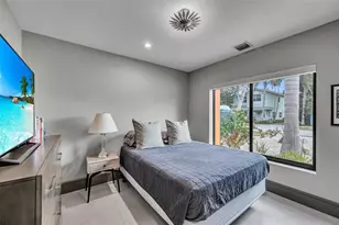 309 NE 21st Ct, Wilton Manors, FL 33305 - Photo 17