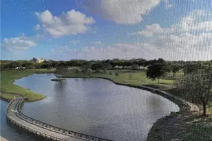 3001 W Rolling Hills Cir, Davie, FL 33328 - Photo 5