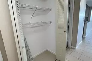 3001 W Rolling Hills Cir, Davie, FL 33328 - Photo 15