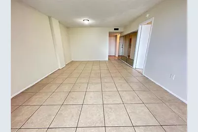 15600 NW 7th Ave, Unit #512, Miami, FL 33169 - Photo 3