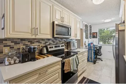 9670 W McNab Rd, Unit #208, Tamarac, FL 33321 - Photo 5