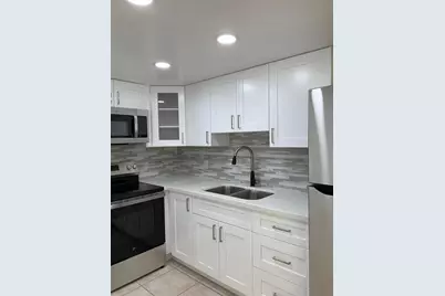 4532  Bougainvilla Dr, Unit #6, Lauderdale by the Sea, FL 33308 - Photo 1