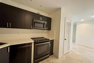 119 NE 19th Ct, Wilton Manors, FL 33305 - Photo 11