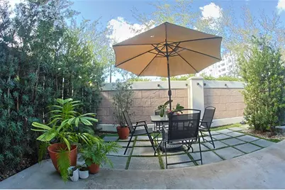 5860 NW 104th Path, Doral, FL 33178 - Photo 17