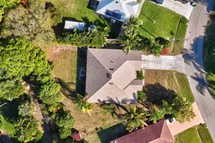 1941 SW Oakwood Rd, Port Saint Lucie, FL 34953 - Photo 43