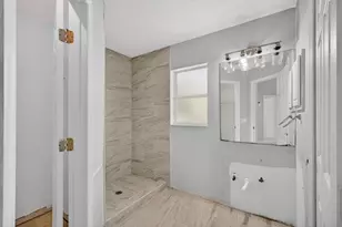 1941 SW Oakwood Rd, Port Saint Lucie, FL 34953 - Photo 23