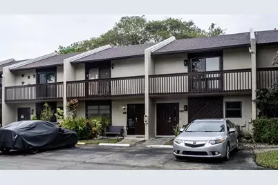 869 NW 47th St, Unit #869, Deerfield Beach, FL 33064 - Photo 1