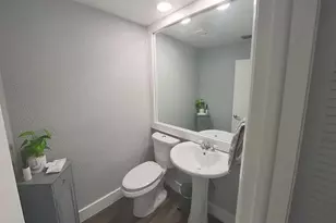 869 NW 47th St, Deerfield Beach, FL 33064 - Photo 9