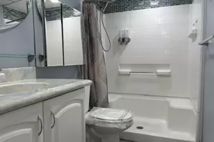 2831 Somerset Dr Unit, Lauderdale Lakes, FL 33311 - Photo 5