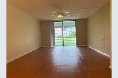 2831  Somerset Dr, Unit #106, Lauderdale Lakes, FL 33311 - Photo 3