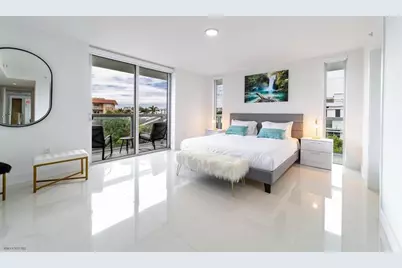 1100  100th St, Unit #802, Bay Harbor Islands, FL 33154 - Photo 5