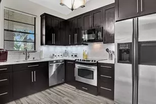 7300 NW 1st St, Plantation, FL 33317 - Photo 3